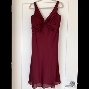 🆕 David’s Bridal satin yoryu dress, wine, sz 12